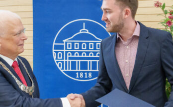 Specialized Support: Scholarships for STEM, Arts, and Humanities Majors